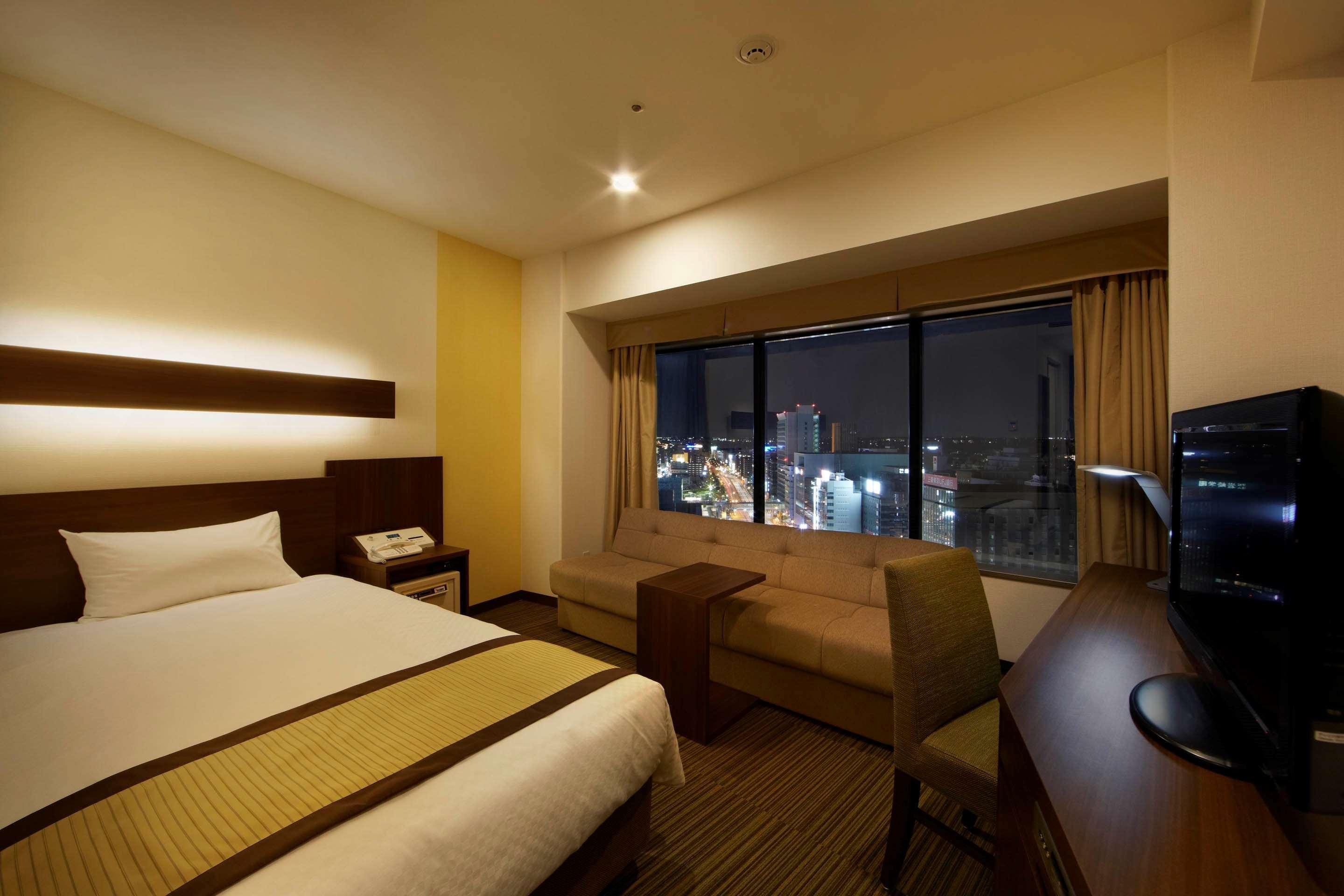 Hotel Shin Yokohama 4*